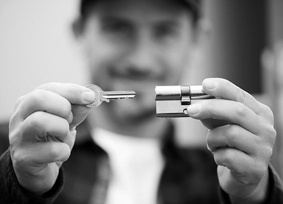 How to Choose a Locksmith in the Wirral